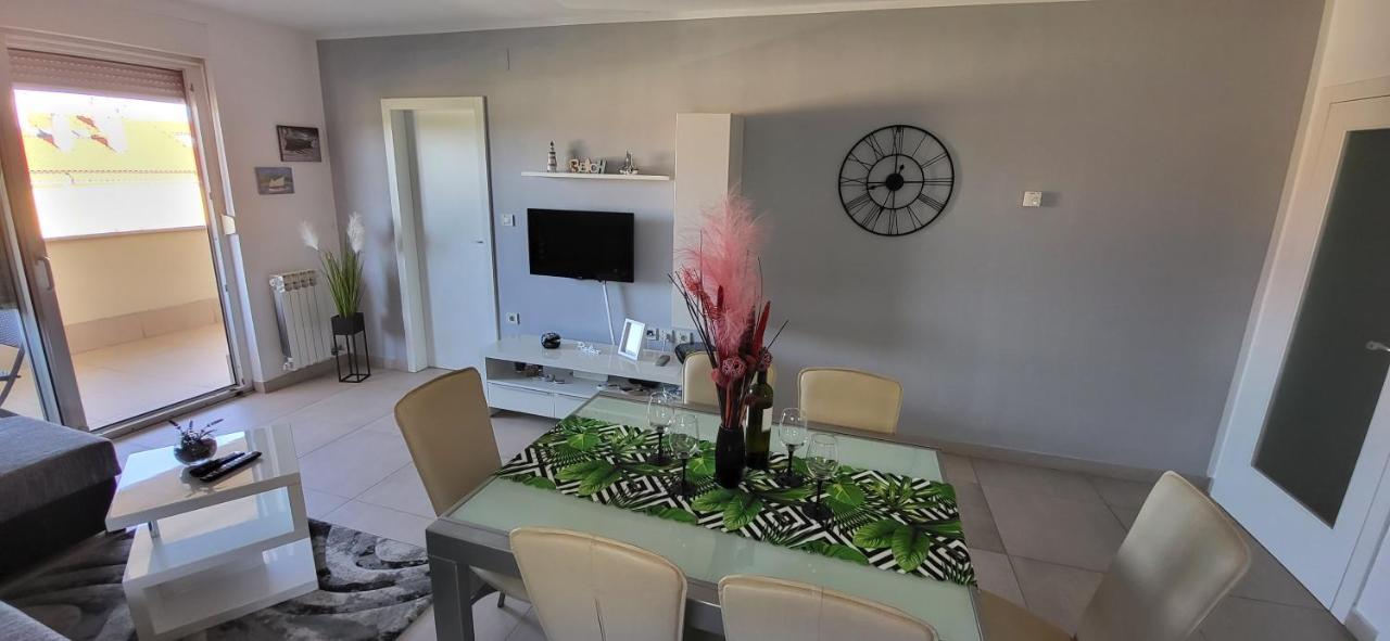 Apartment Summer Dream Punat Eksteriør billede